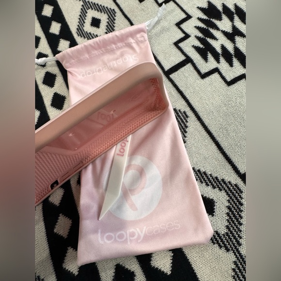 Loopy Case - Picture 5 of 6